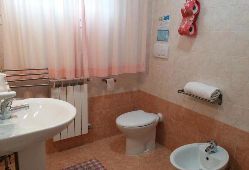 צימר Venice Airport Room