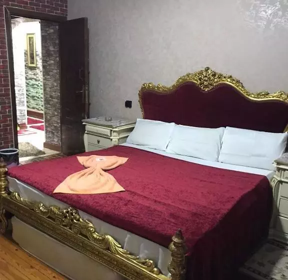 Nile Star Suites & Apartments