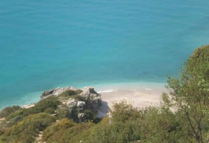 پانسیون Blue View