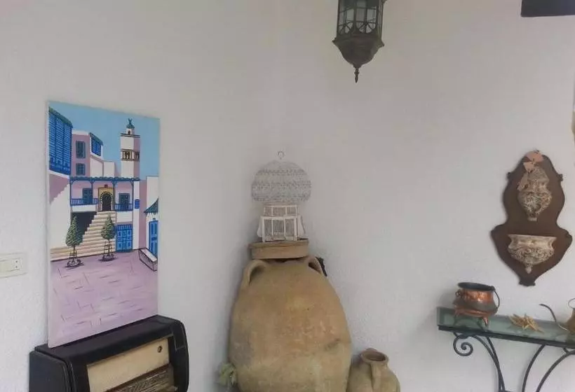 Majatalo L'hirondelle De Kelibia : Chez Amou