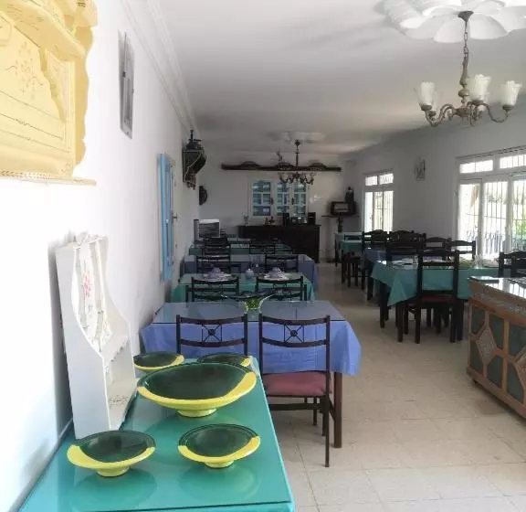 Majatalo L'hirondelle De Kelibia : Chez Amou