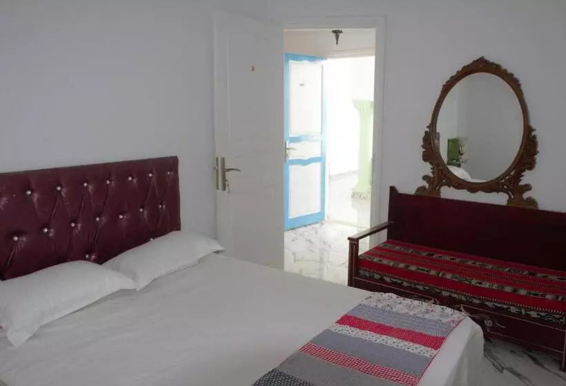 Majatalo L'hirondelle De Kelibia : Chez Amou