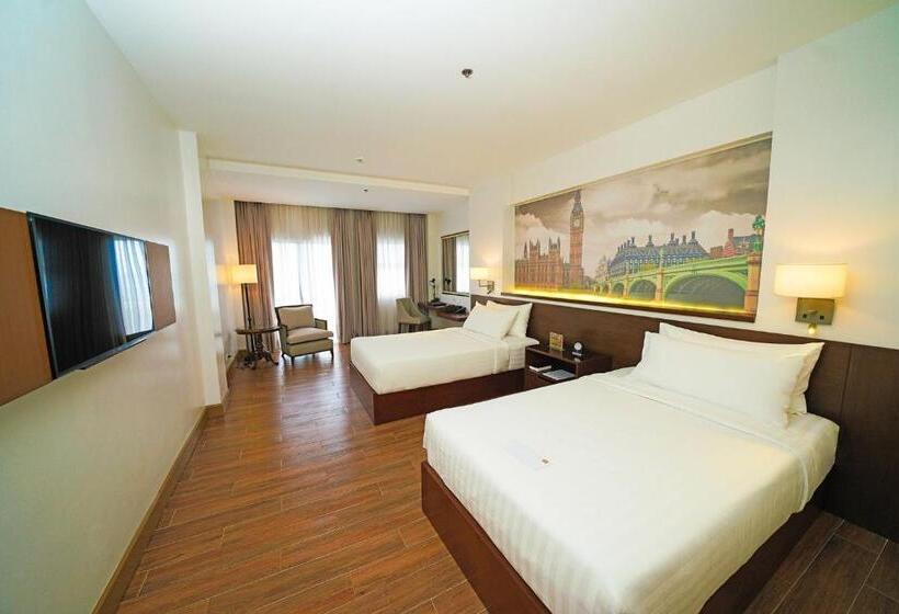 Hotel Carlito Tagaytay