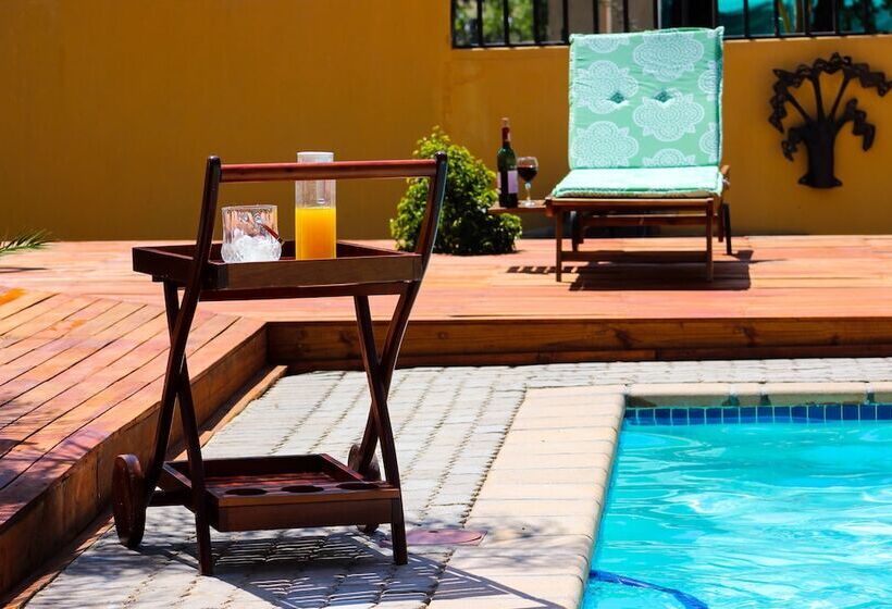 پانسیون Staymorr Boutique Guesthouse