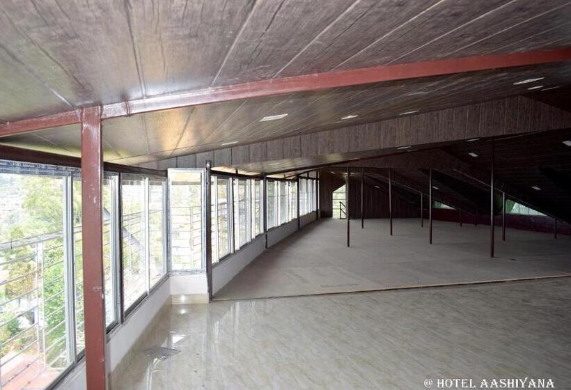 酒店 Aashiyana