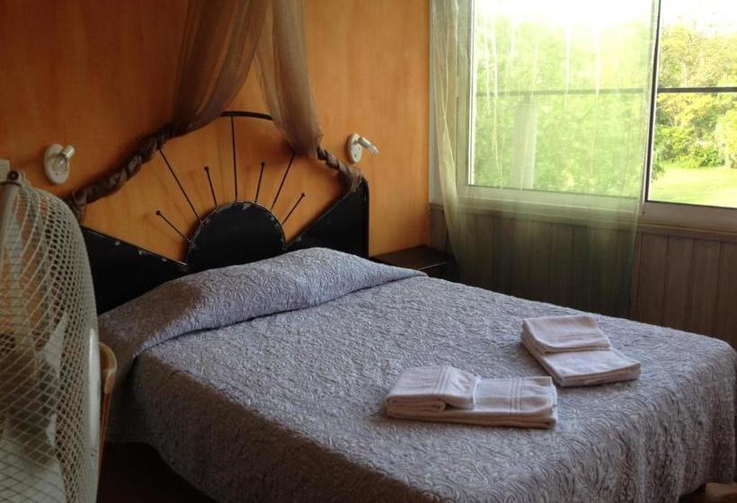 בית מלון כפרי Des Sites