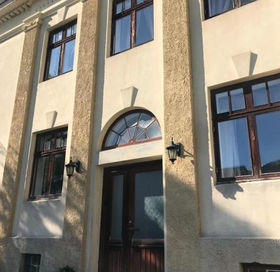 펜션 Valldal Gjestgiveri