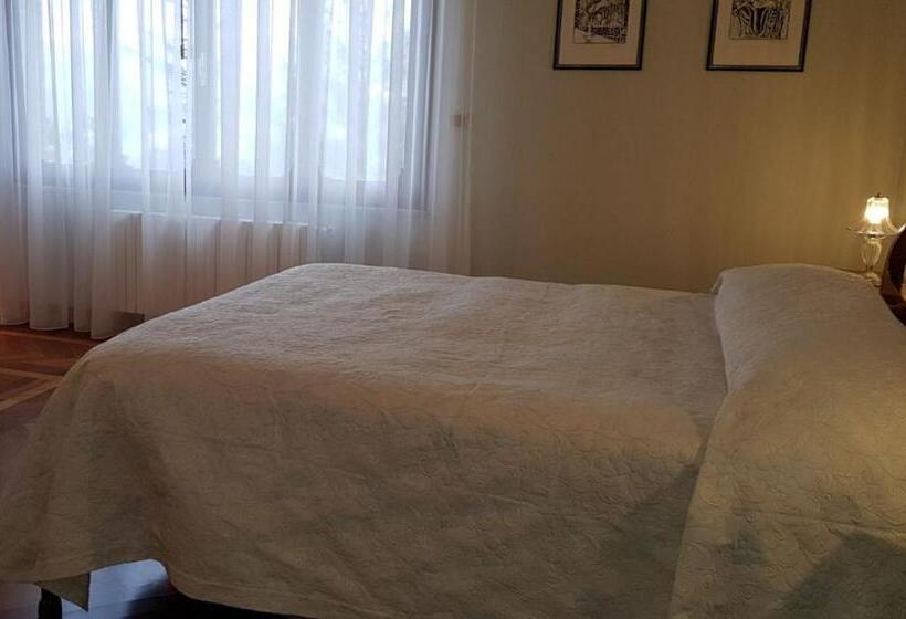 פנסיון Villa Delle Rose   Hotel Paradiso