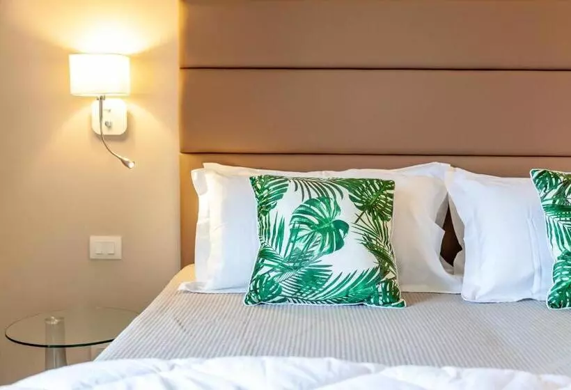 ベッドアンドブレックファースト Album Boutique Rooms