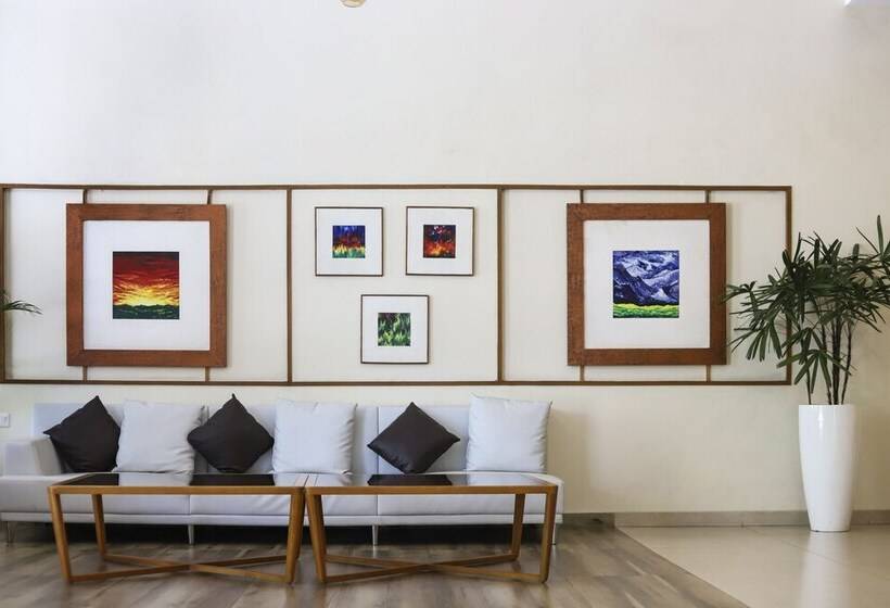 Hotel Justa Rangers Munnar