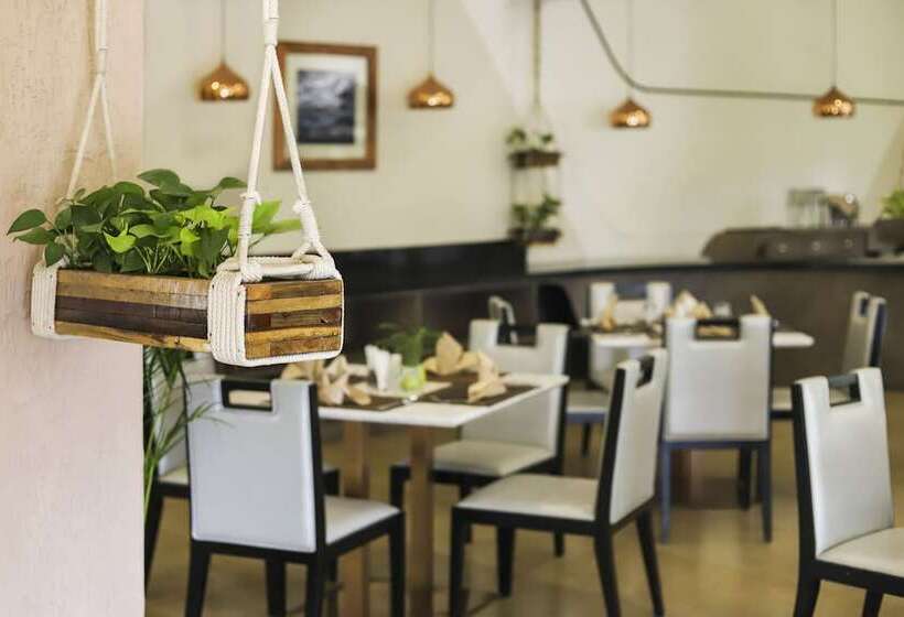 Hotel Justa Rangers Munnar