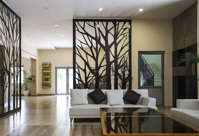 Hotel Justa Rangers Munnar