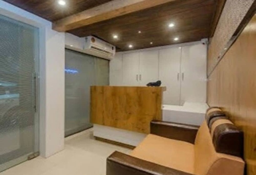 בית מלון כפרי Sai Suites