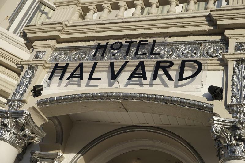 בית מלון כפרי Halvard