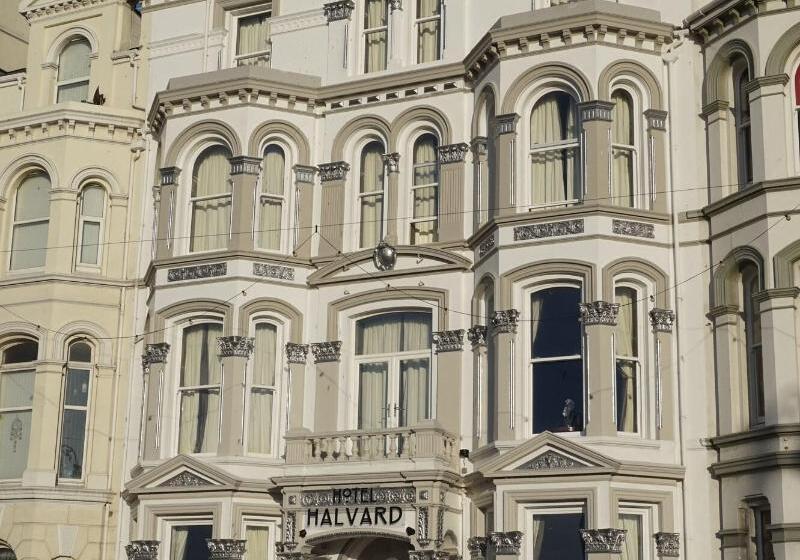 בית מלון כפרי Halvard