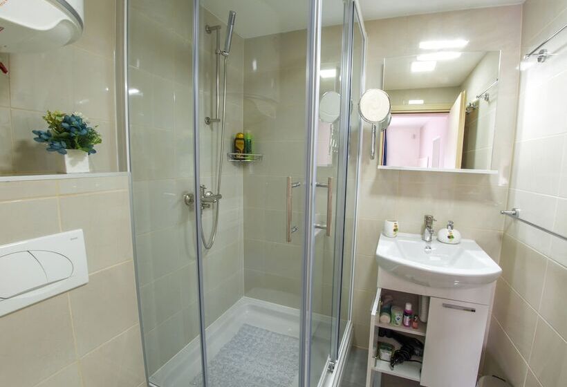 پانسیون Five Rivers Rooms