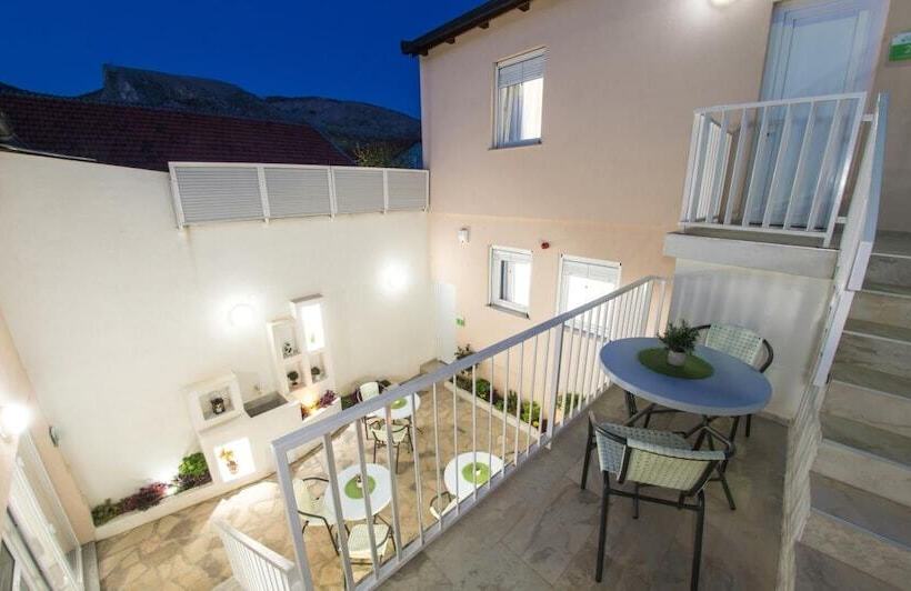 پانسیون Five Rivers Rooms