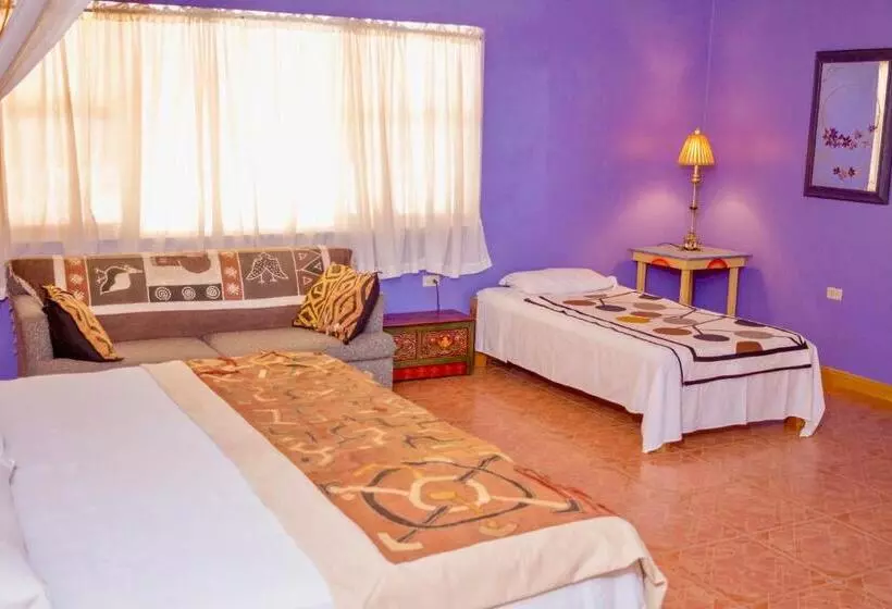 پانسیون Taino Cove