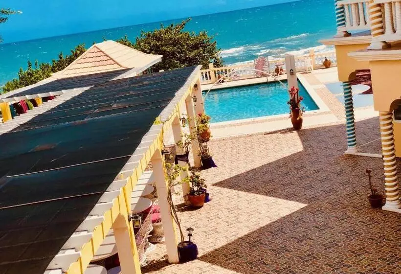 پانسیون Taino Cove