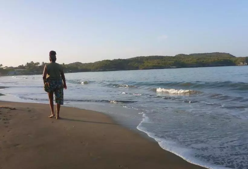 پانسیون Taino Cove