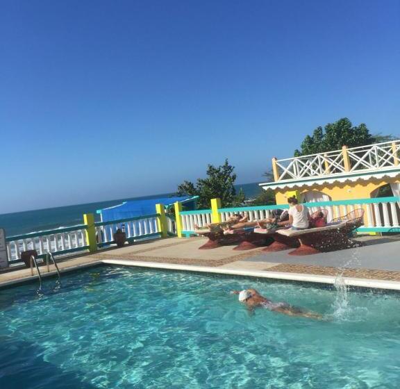 پانسیون Taino Cove