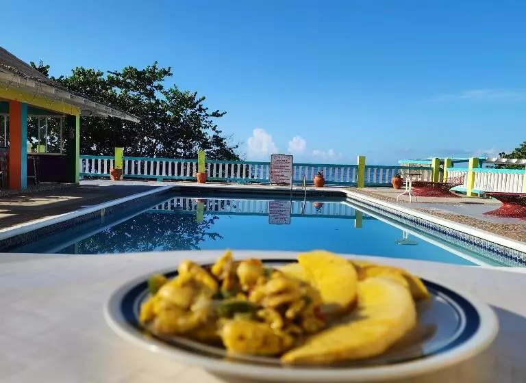 پانسیون Taino Cove