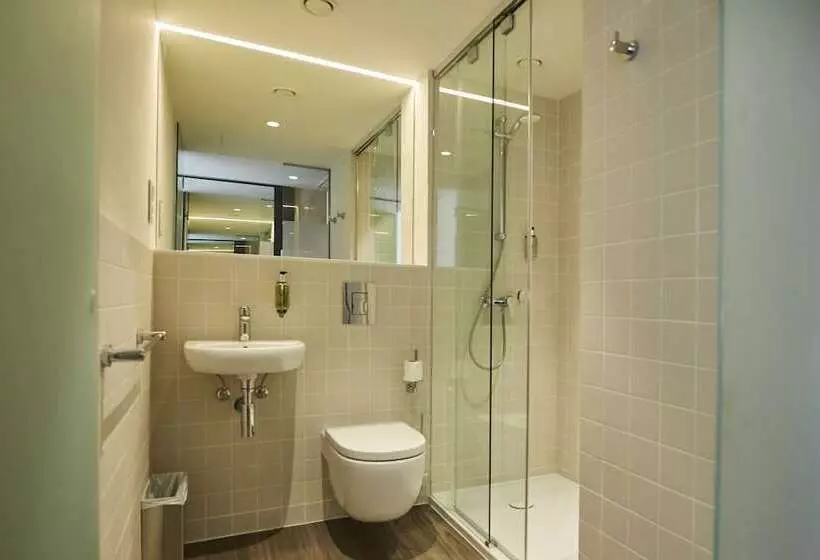 Easyhotel Barcelona Fira