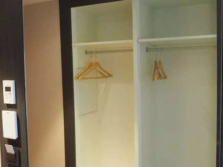 Easyhotel Barcelona Fira