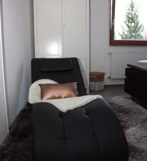 Retkeilymaja Gästehaus Chaplin