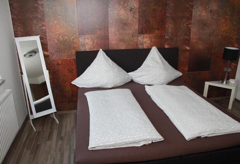 旅馆 Gästehaus Chaplin