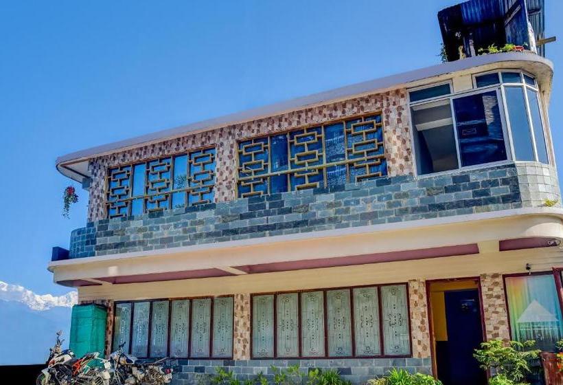 בית מלון כפרי Treebo Trip Pine Crest