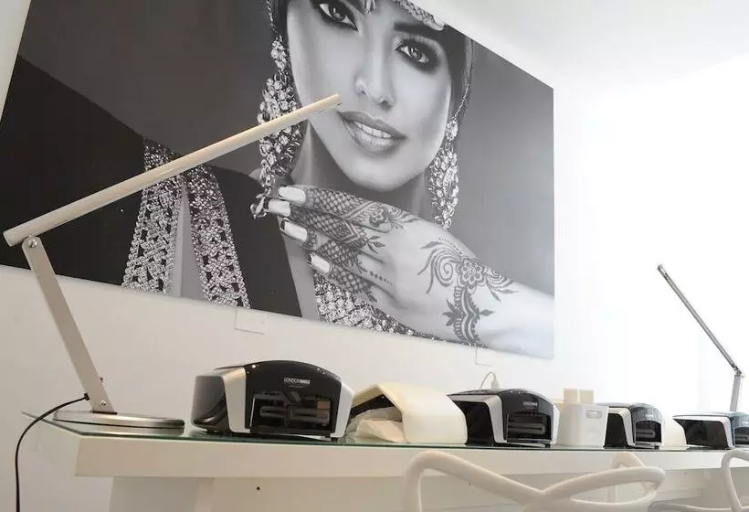 هتل Up Wellness & Spa