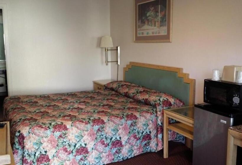 فندق على الطريق Redwood Inn Willits