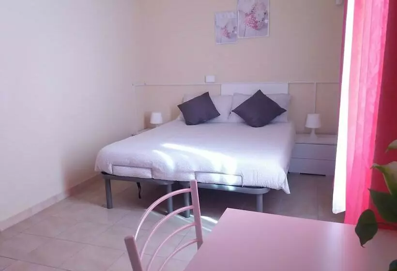 پانسیون Villa Raffaella