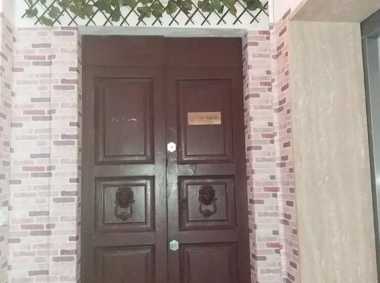 پانسیون Villa Raffaella