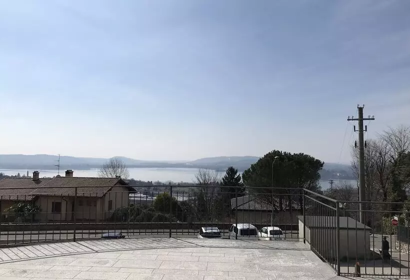 Aamiaismajoitus (B&B) Il Sasso Bianco