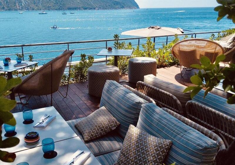 هتل Les Roches Blanches Cassis