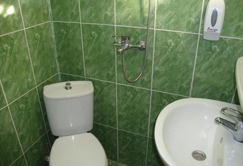 پانسیون Hostel Gomani