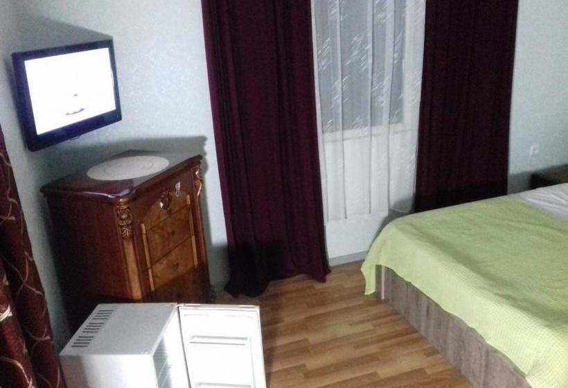 پانسیون Hostel Gomani