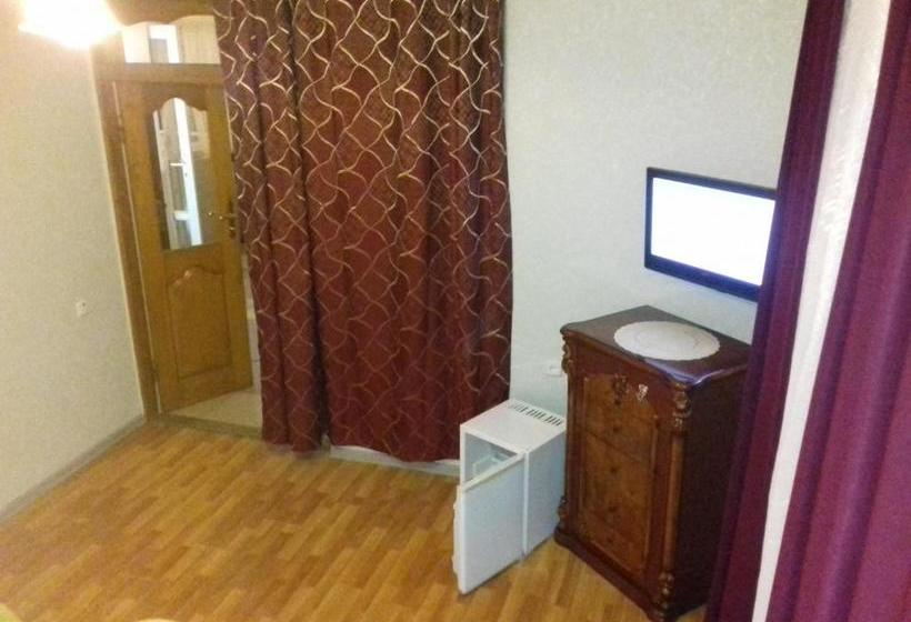 پانسیون Hostel Gomani