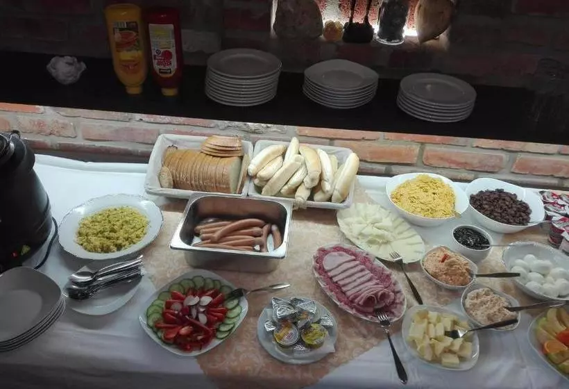 Majatalo Penzion Jaro