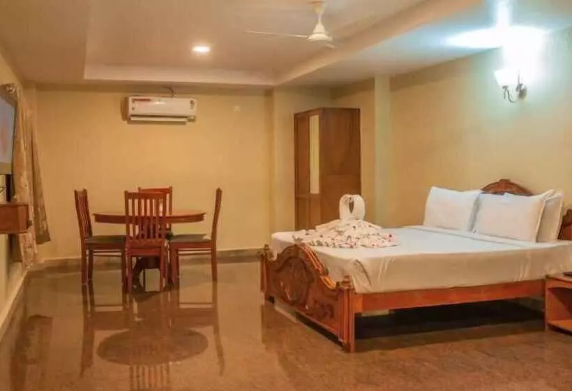 Hotelli Poppys Tower Tiruppur