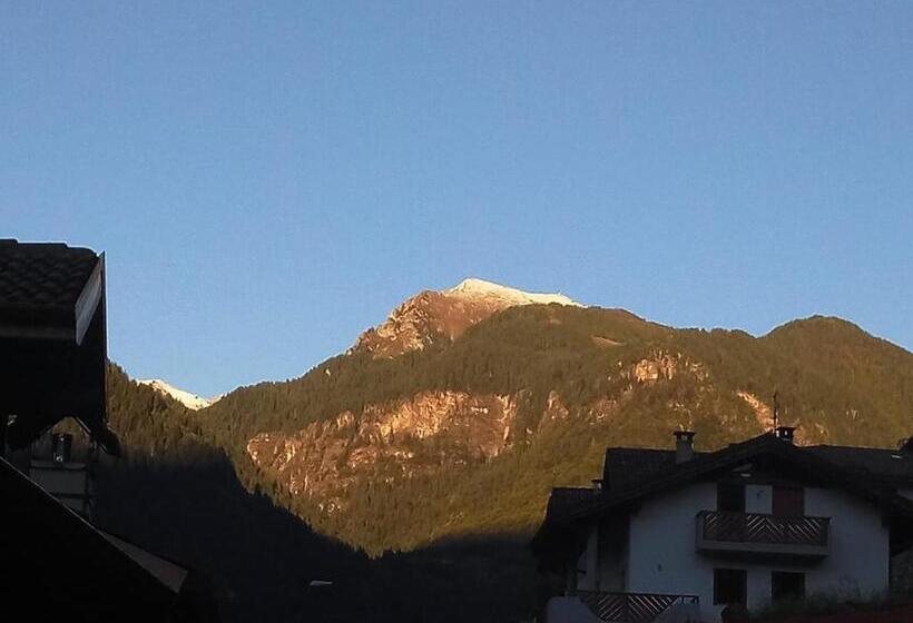 فندق Albergo La Valle