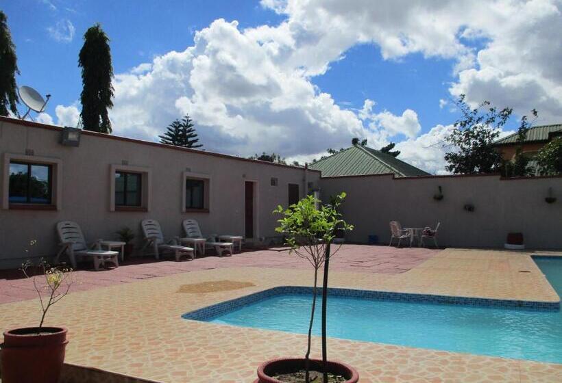 هتل Avon Apartments