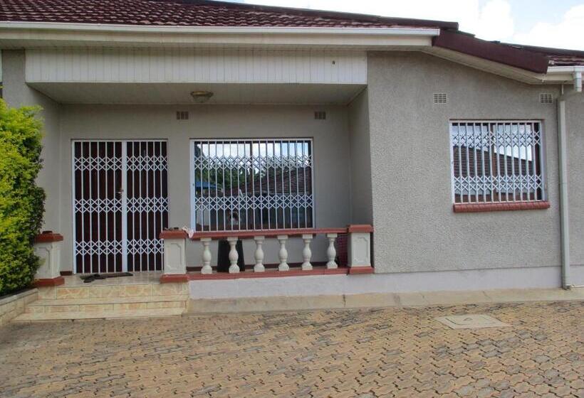 هتل Avon Apartments