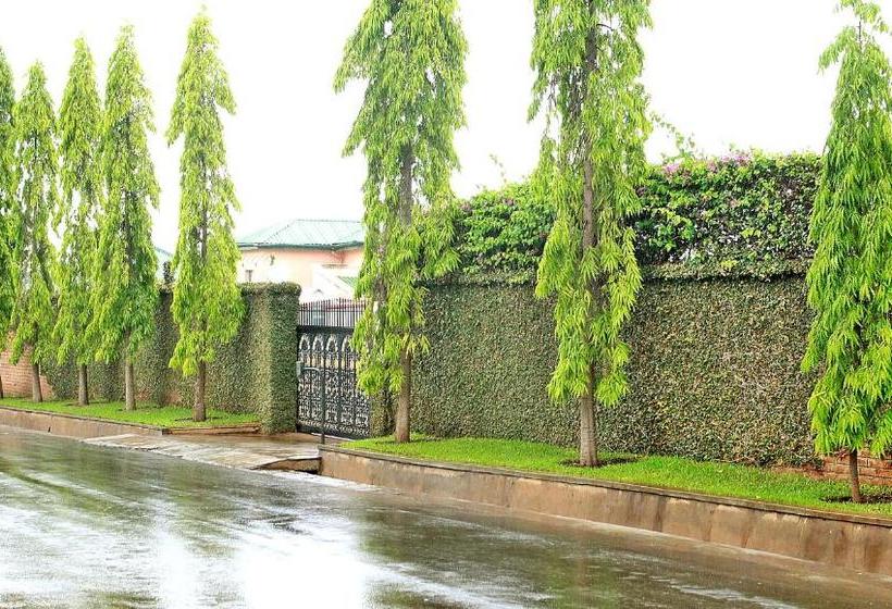 هتل Avon Apartments