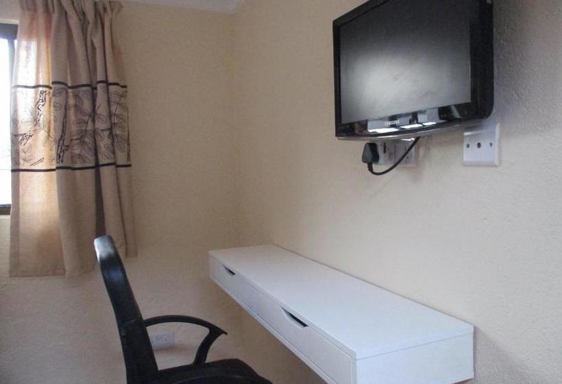 هتل Avon Apartments