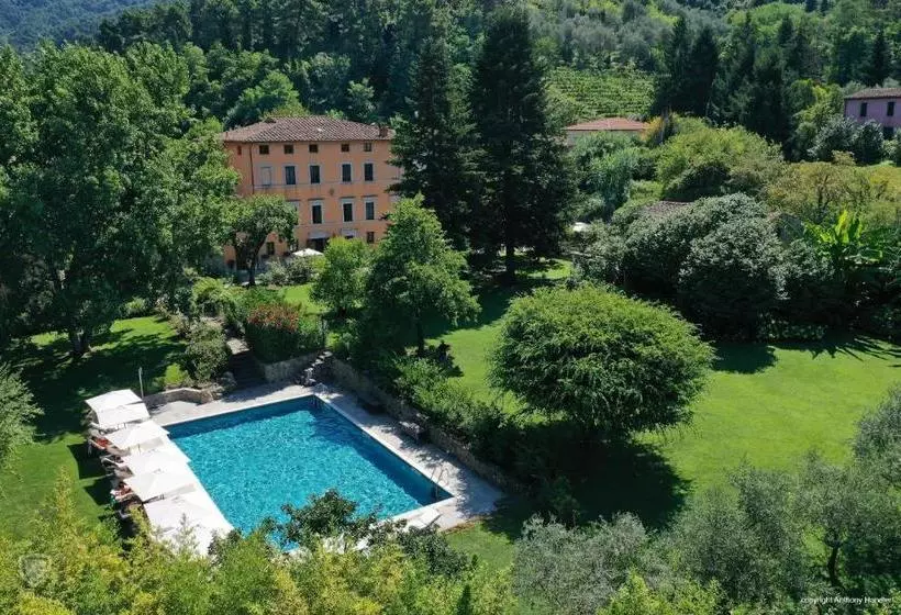 Hotelli Relais Corte Rodeschi