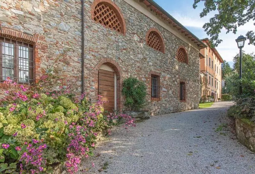 Hotelli Relais Corte Rodeschi