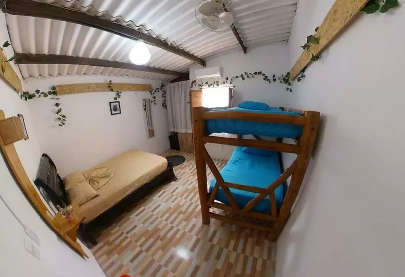 ペンション Akainoie